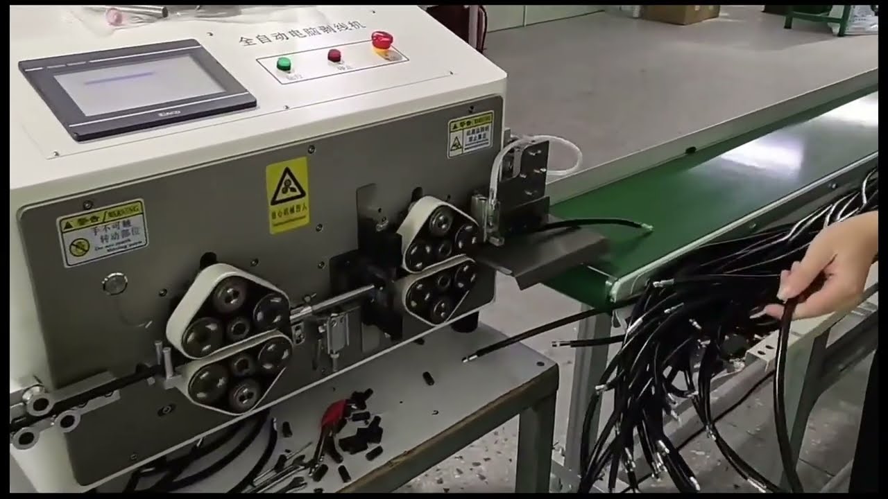 Automatic Wire Stripping Machine for 50mm² Wire Cutting and Crimping with 8 Wheels