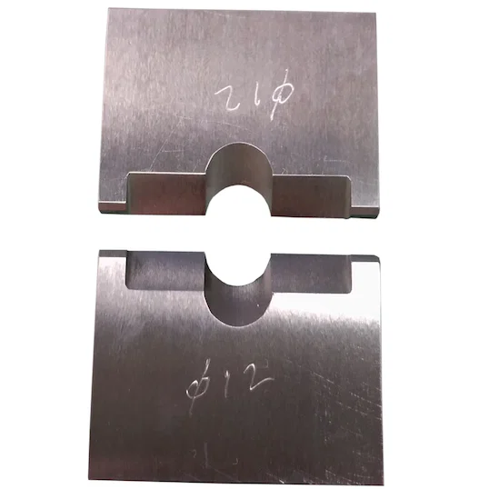 공압 필링 머신 날